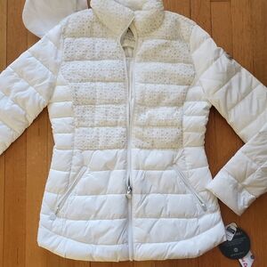Bernardo White Quilted Eyelet Puffer Jacket